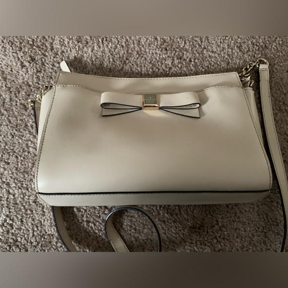 Kate Spade Small Bow Tie Leather Crossbody Purse Bag - Picture 2 of 6